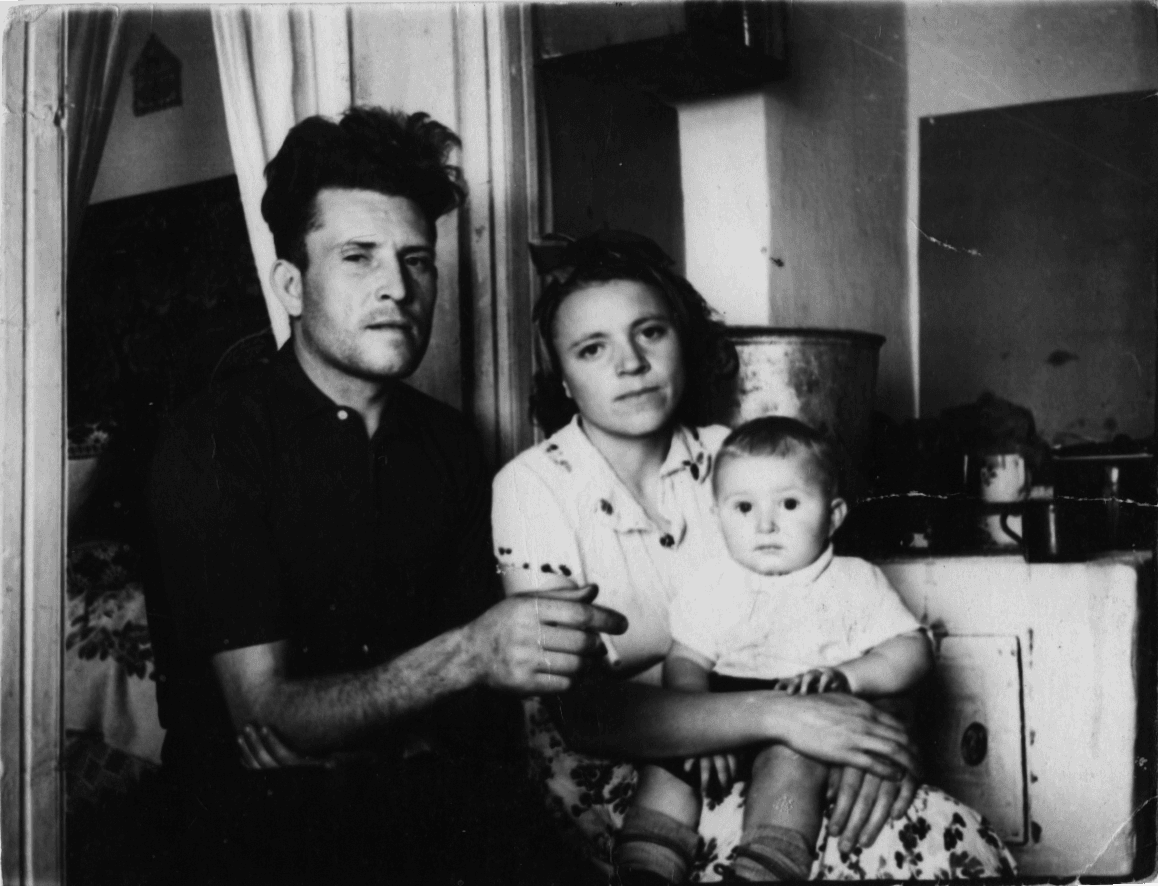 Черно-белый